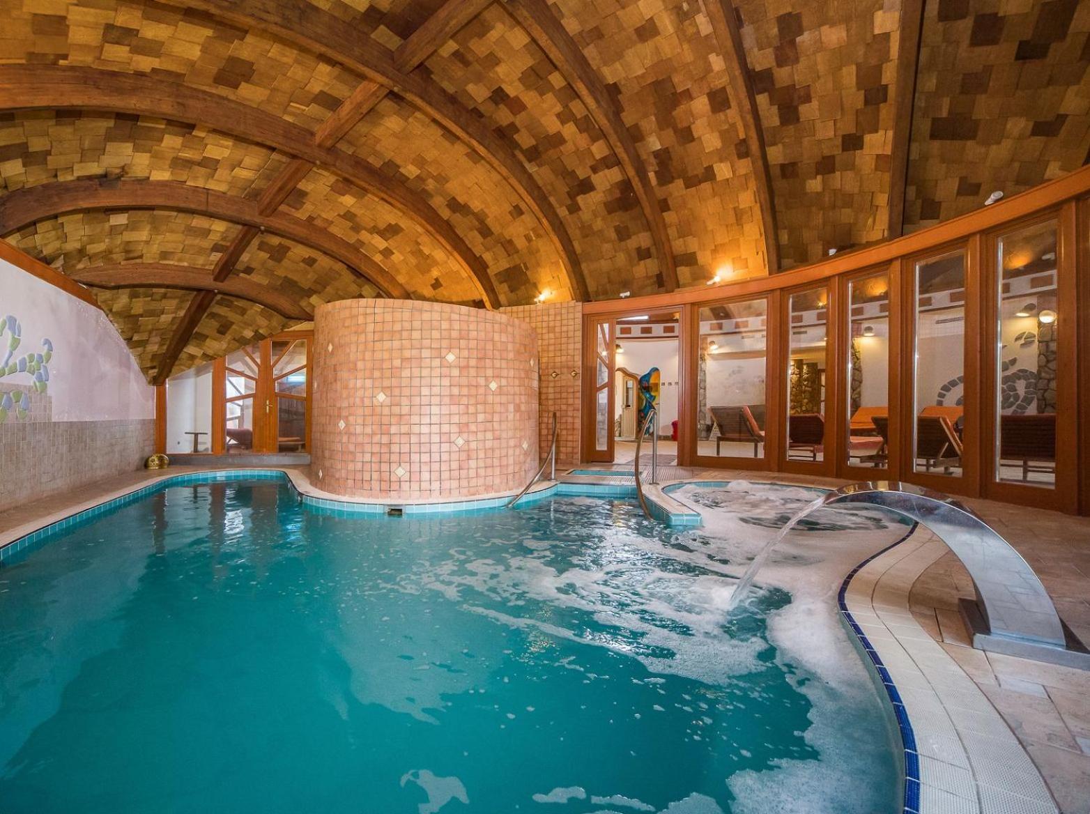 Bük Hotel Piroska מראה חיצוני תמונה