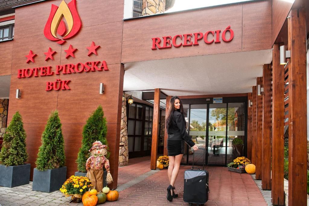 Bük Hotel Piroska מראה חיצוני תמונה
