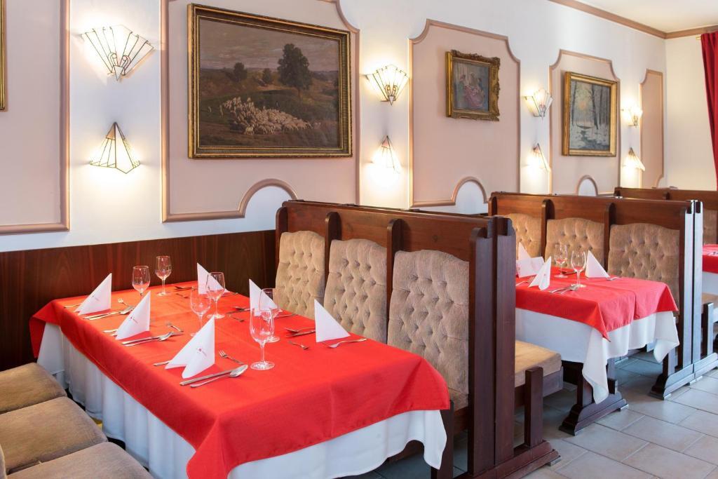 Bük Hotel Piroska מראה חיצוני תמונה